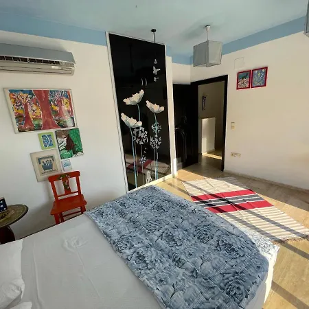 Private 3 Bedroom Perfect Location 别墅